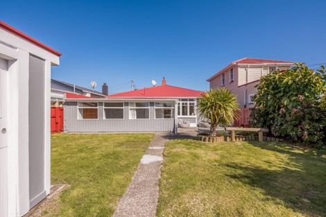 Photo of property in 49 Adelaide Street, Petone, Lower Hutt, 5012