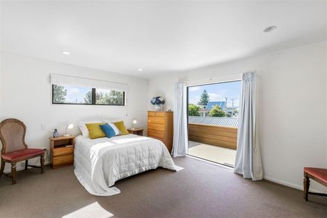Photo of property in 6 D'urville Place, Gulf Harbour, Whangaparaoa, 0930