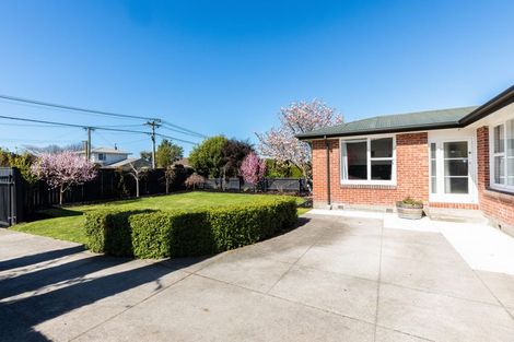 Photo of property in 11 Croziers Road, St Albans, Christchurch, 8052