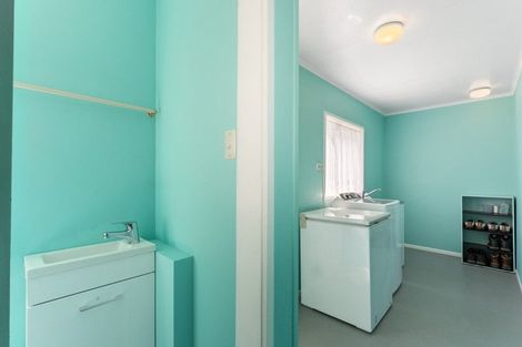 Photo of property in 1 Dunrobin Grove, Silverstream, Upper Hutt, 5019