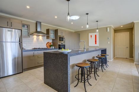 Photo of property in 14 The Peninsula, Huntington, Hamilton, 3210