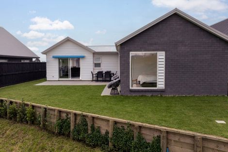 Photo of property in 12 Maataitai Road, Raglan, 3225