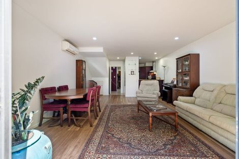 Photo of property in 13c Devon Street, Sydenham, Christchurch, 8023