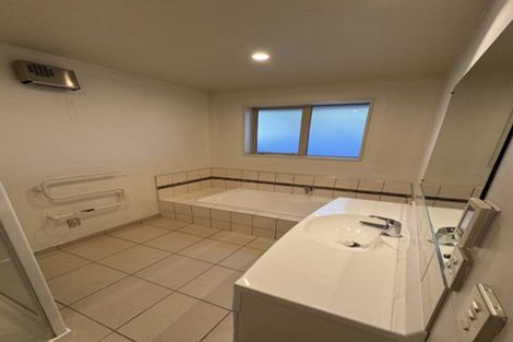 Photo of property in 35a Tensing Place, Sockburn, Christchurch, 8042