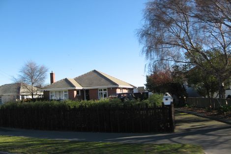 Photo of property in 81 Wattle Drive, New Brighton, Christchurch, 8083