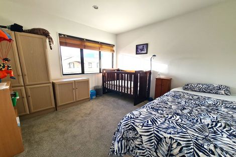 Photo of property in 7/22 Oriental Terrace, Oriental Bay, Wellington, 6011