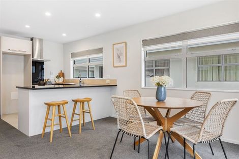 Photo of property in 2/33 Elizabeth Street, Riccarton, Christchurch, 8041