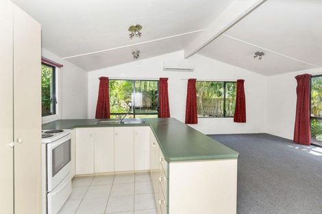 Photo of property in 23a Bedford Street, Te Atatu South, Auckland, 0610
