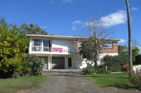 Photo of property in 2 Pohutukawa Road, Beachlands, Auckland, 2018