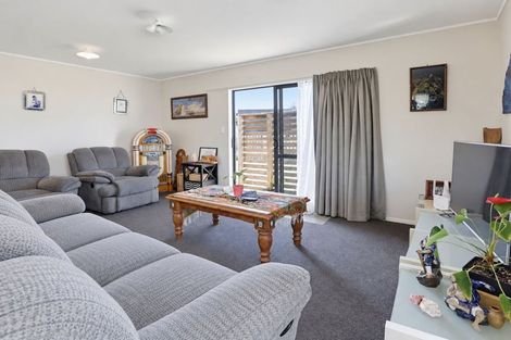 Photo of property in 11 Kanuka Place, Edgecumbe, 3120