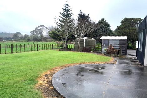 Photo of property in 25 Bungard Road, Karaka, Papakura, 2580