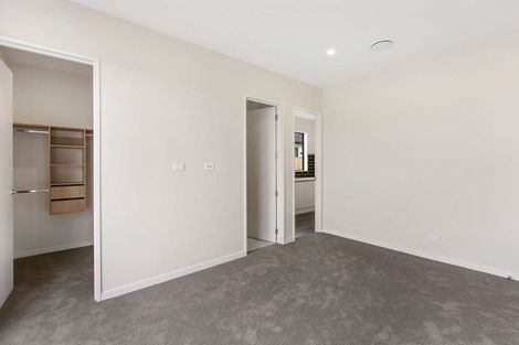 Photo of property in 9 Holcroft Street, Papakura, 2110