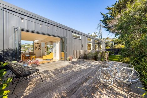 Photo of property in 110 Mount Pleasant Road, Mount Pleasant, Christchurch, 8081