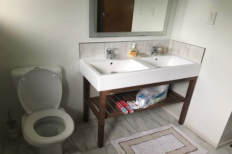 Photo of property in 16 Kelvin Place, Hamilton East, Hamilton, 3216