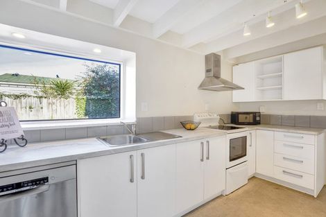 Photo of property in 2/10 Nortons Road, Avonhead, Christchurch, 8042