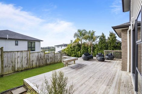 Photo of property in 16 Miller Rise, Silverdale, 0932