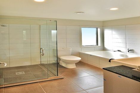 Photo of property in 77d Namata Road, One Tree Hill, Auckland, 1061