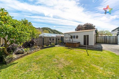 Photo of property in 5 Harvard Grove, Totara Park, Upper Hutt, 5018