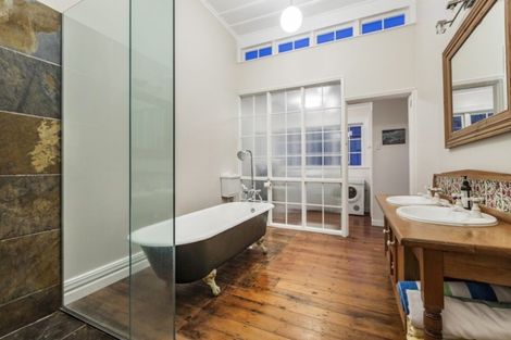 Photo of property in 159 Victoria Road, Devonport, Auckland, 0624