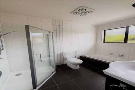 Photo of property in 21 Springvale Drive, Fairview Heights, Auckland, 0632