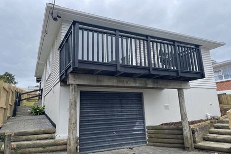 Photo of property in 39 Park Road, Glenfield, Auckland, 0629