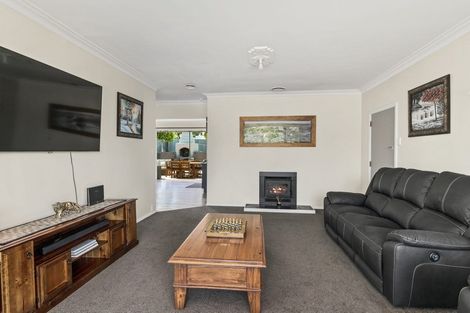 Photo of property in 204 Tiro Tiro Road, Levin, 5510
