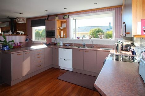 Photo of property in 11 Lismore Street, Oamaru North, Oamaru, 9400