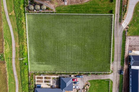 Photo of property in 3 Braxonne Close, Pukekohe, 2120