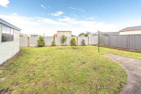 Photo of property in 53 Hinau Street, Castlecliff, Whanganui, 4501