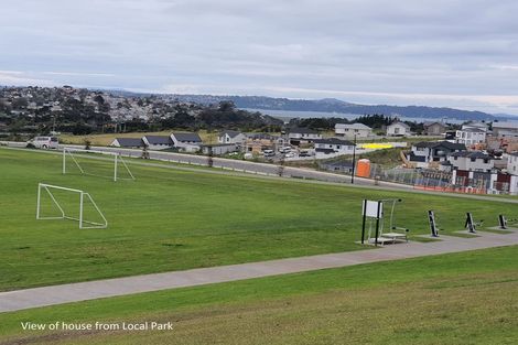 Photo of property in 6 Keiha Crescent, Massey, Auckland, 0614