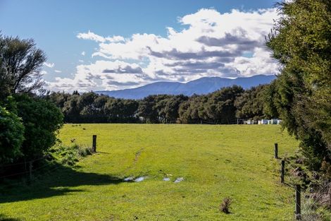 Photo of property in 2943a Western Lake Road, Western Lake, Featherston, 5773