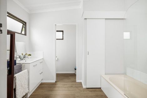 Photo of property in 85 Waikite Road, Welcome Bay, Tauranga, 3112