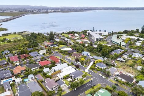 Photo of property in 88 Walker Road, Point Chevalier, Auckland, 1022