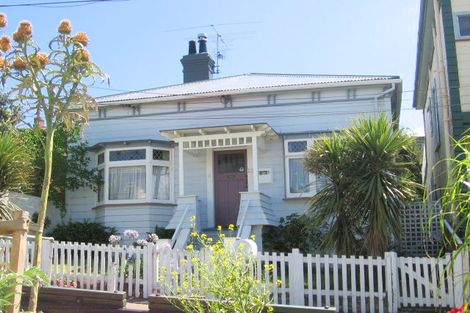 Photo of property in 10 Howard Street, Mount Cook, Wellington, 6021
