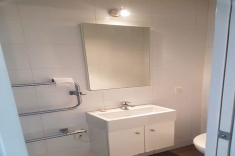 Photo of property in 2 Earls Terrace, Mount Victoria, Wellington, 6011