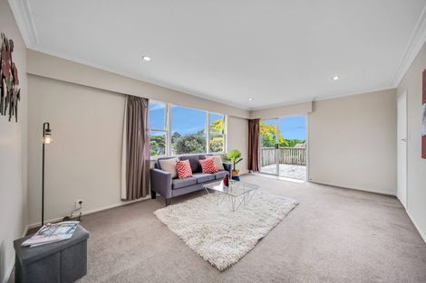 Photo of property in 12 Ronald Place, Manurewa, Auckland, 2102