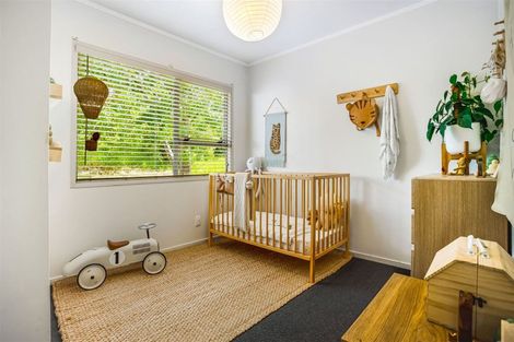 Photo of property in 2/9 Cedar Heights Avenue, Massey, Auckland, 0614