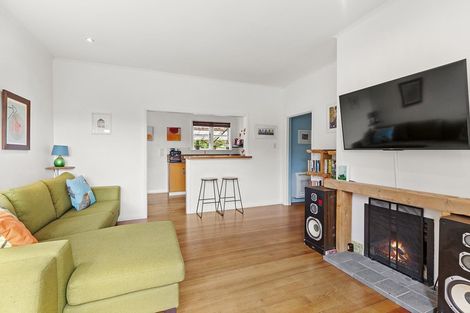 Photo of property in 24 Tannadyce Street, Strathmore Park, Wellington, 6022