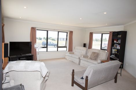 Photo of property in 33 D'archiac Drive, Lake Tekapo, 7999
