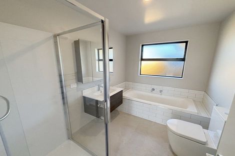 Photo of property in 15 Busby Way, Rolleston, 7614