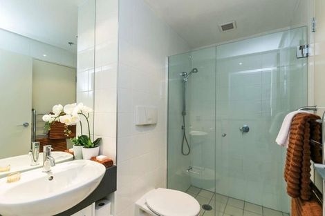 Photo of property in Sanctum Apartment, 10 Ebor Street, Te Aro, Wellington, 6011