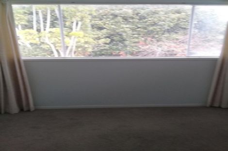 Photo of property in 3/4 Coronation Road, Glenfield, Auckland, 0627