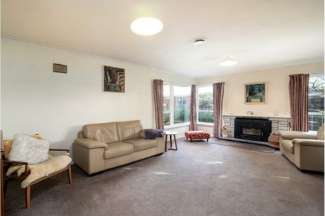 Photo of property in 23 Lochee Road, Upper Riccarton, Christchurch, 8041