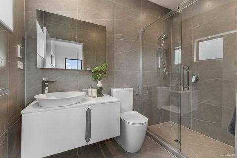 Photo of property in 10 Celestial Crescent, Orewa, 0931