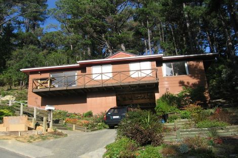 Photo of property in 34 Dalton Grove, Stokes Valley, Lower Hutt, 5019