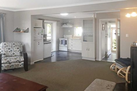 Photo of property in 112 Smith Street, Woolston, Christchurch, 8062