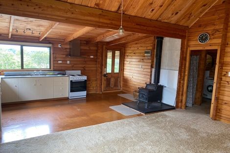 Photo of property in 17 Ivy Terrace, Moana, 7872