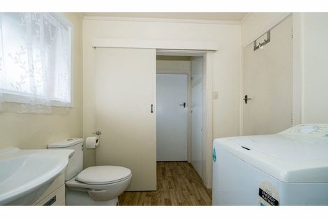 Photo of property in 1-11/94 Avenue Road, West End, Timaru, 7910