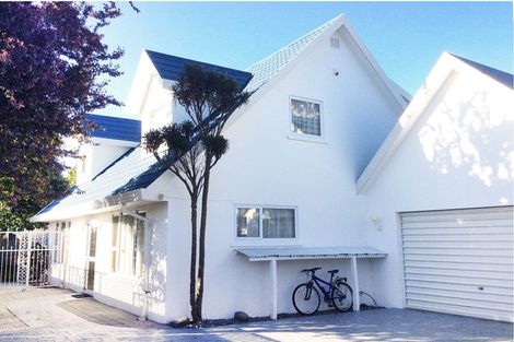 Photo of property in 6b Coniston Avenue, Ilam, Christchurch, 8041