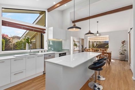 Photo of property in 10 Parkview Place, Avonhead, Christchurch, 8042